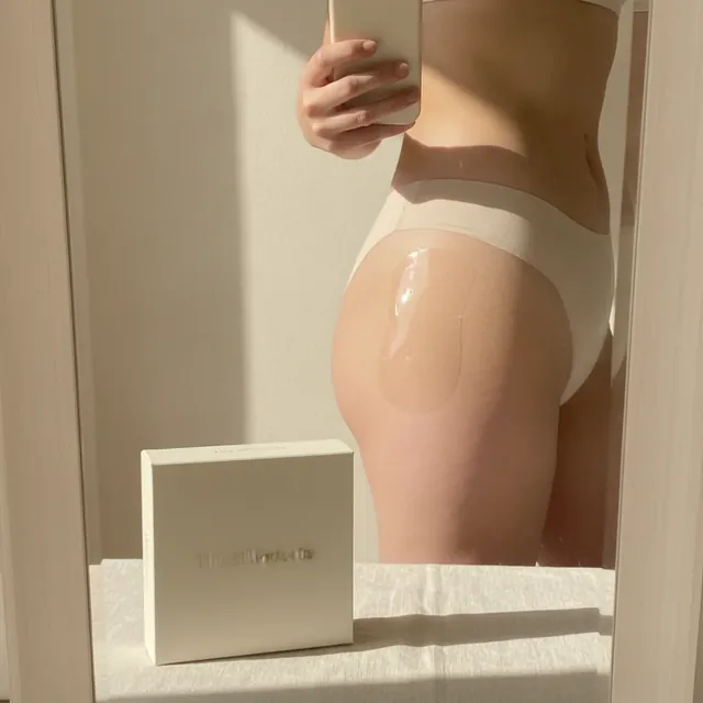 Customer photo — tapes out of the box